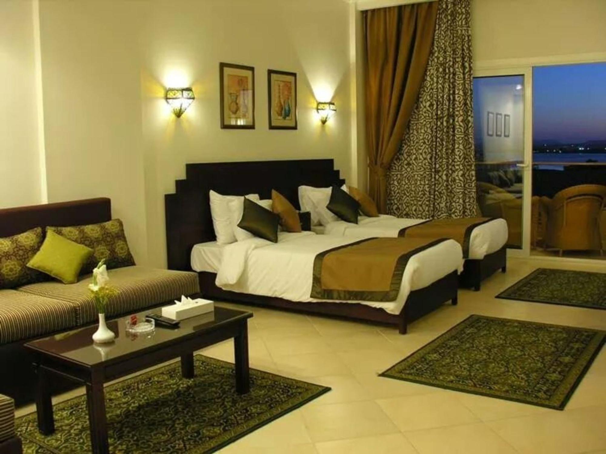 Курортний комплекс Sunset Boutique Sahl Hasheesh